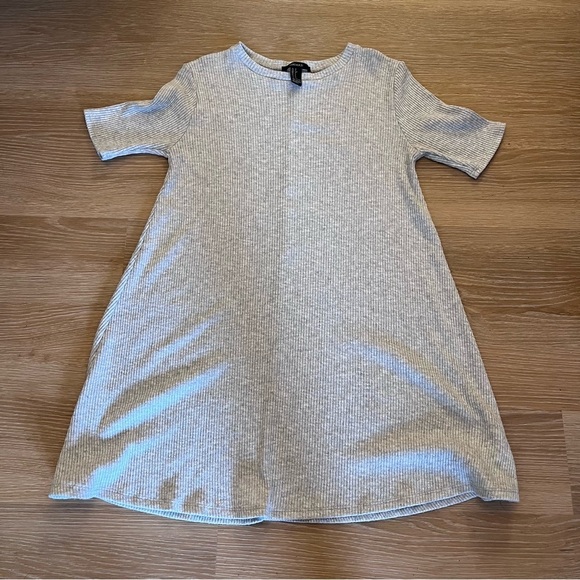 Forever 21 Dresses & Skirts - Forever 21 grey knit short sleeve tshirt dress